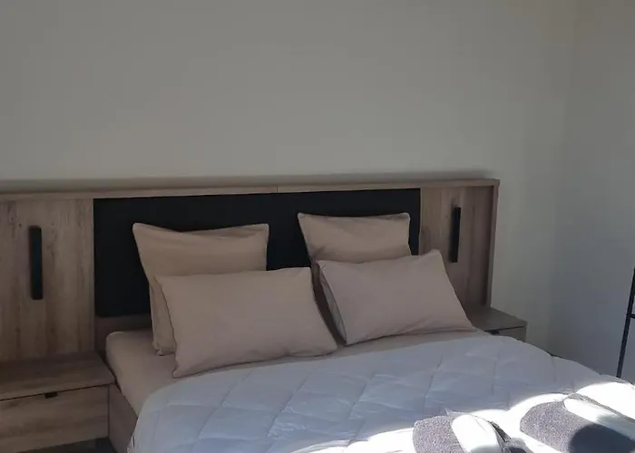 Stephanie * Remoulins